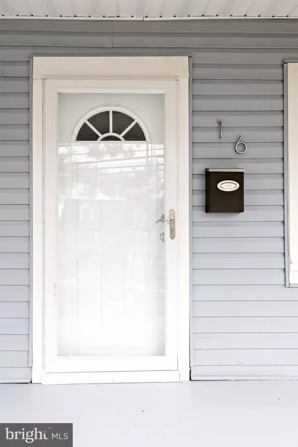 Mount Ephraim, NJ 08059,16 BAIRD AVE
