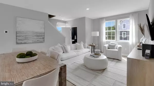 13 BAYBREEZE DR, Waretown, NJ 08758