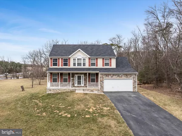 Cross Junction, VA 22625,111 CACAPON LN