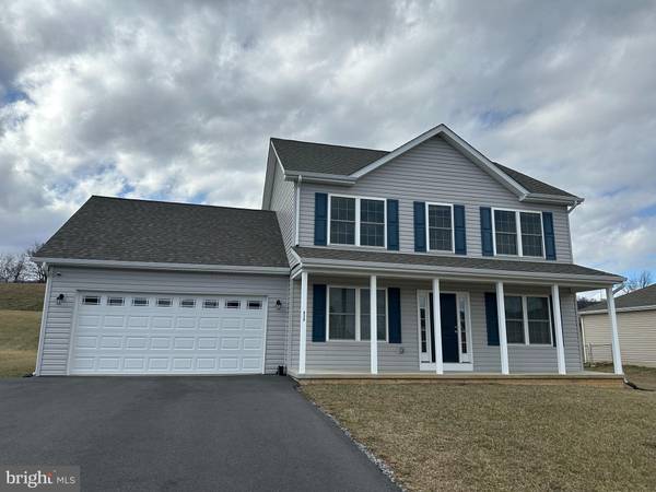 830 DUCKWOODS LN, Martinsburg, WV 25403