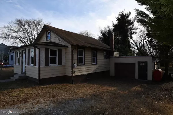 Pedricktown, NJ 08067,48 S RAILROAD AVE