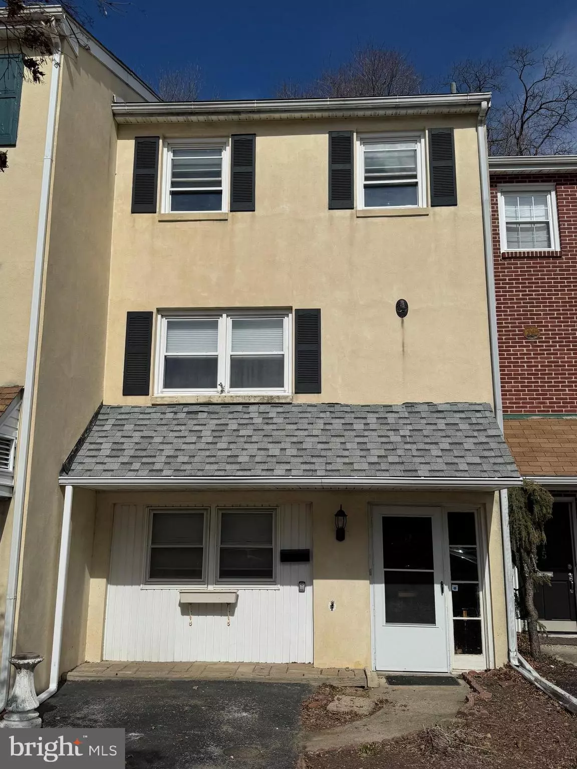 West Chester, PA 19380,517 W MARSHALL ST