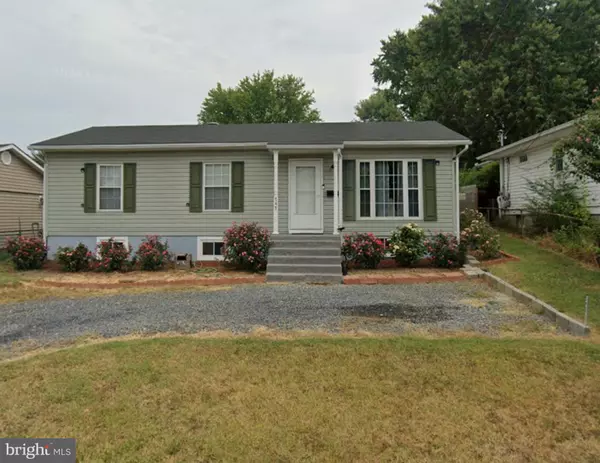 747 W 13TH ST, Front Royal, VA 22630