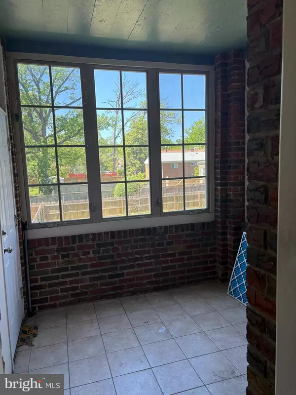 Washington, DC 20012,6722 3RD ST NW #204