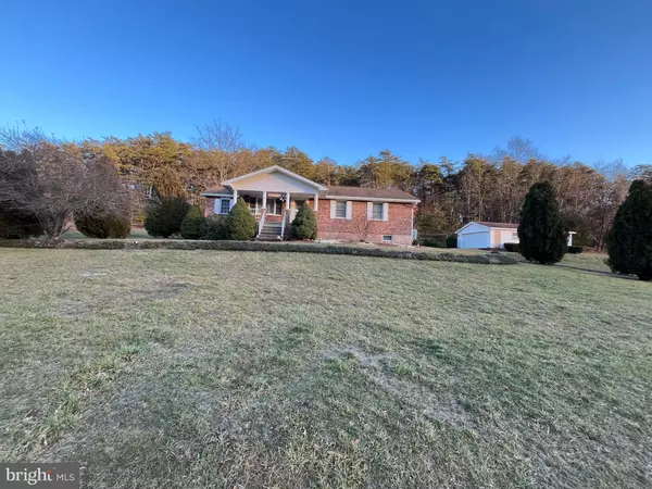 3 WEEPING WILLOW LN, Ridgeley, WV 26753