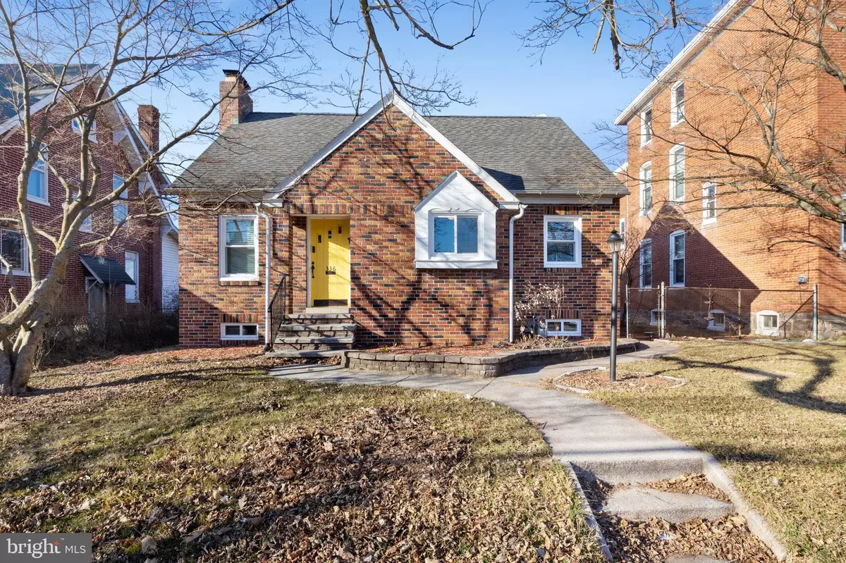 New Oxford, PA 17350,336 LINCOLN WAY W