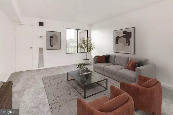 Alexandria, VA 22304,6300 STEVENSON AVE #722