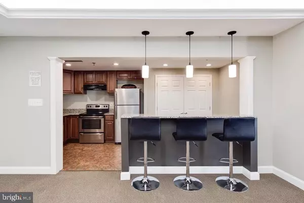 Alexandria, VA 22304,6300 STEVENSON AVE #722