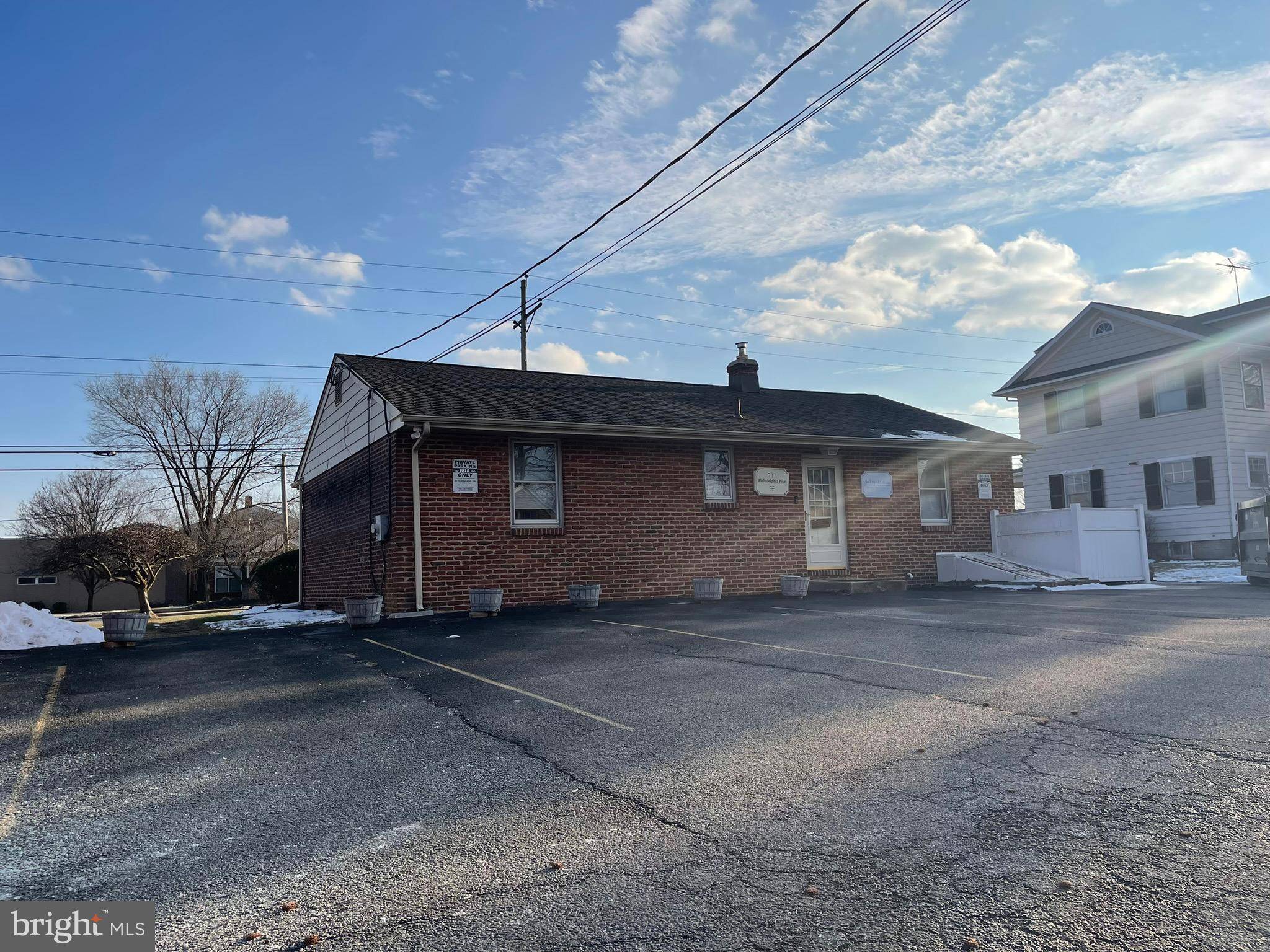 Wilmington, DE 19809,707 PHILADELPHIA PIKE