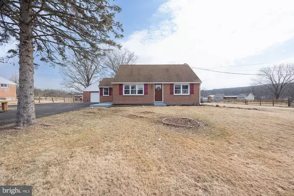 2514 RHOADS RD, Gilbertsville, PA 19525