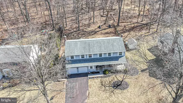 Chalfont, PA 18914,100 HARDWOOD CT