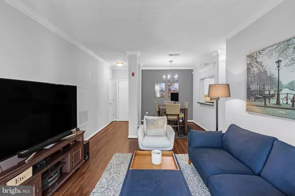Alexandria, VA 22311,4560 STRUTFIELD LN #1203