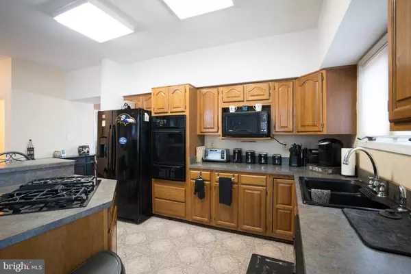 Waldorf, MD 20603,5007 DAMSELFISH CT