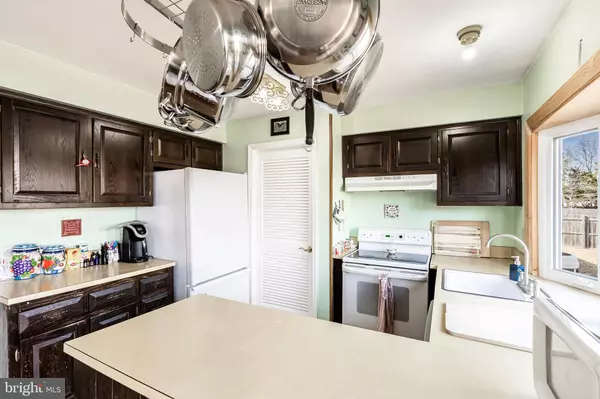 Toms River, NJ 08753,1018 ROXBURY LN