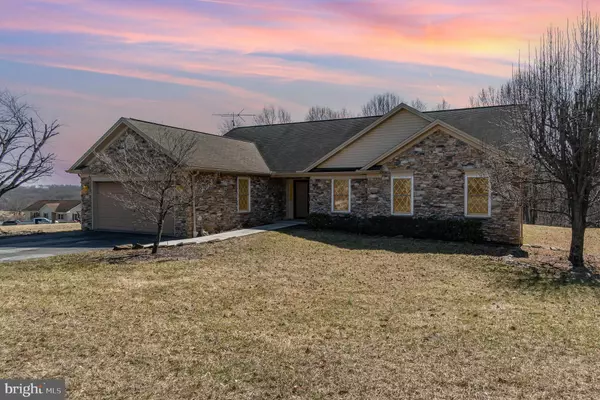 492 DEER RD, Fawn Grove, PA 17321