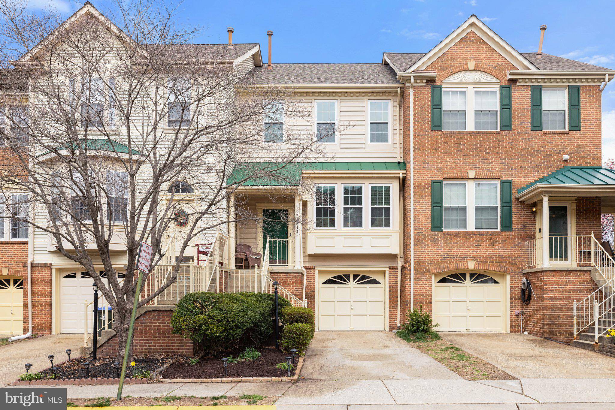 14092 WINDING RIDGE LN, Centreville, VA 20121