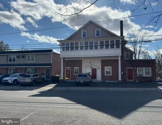 100 GREEN ST, Doylestown, PA 18901