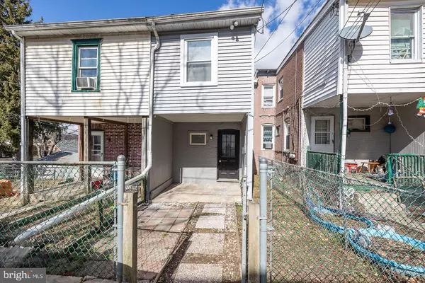 2 BANTLE ROW, Coatesville, PA 19320
