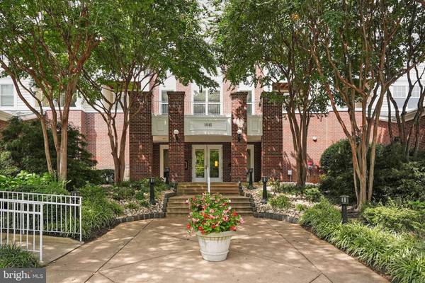 1641 INTERNATIONAL DR #312, Mclean, VA 22102