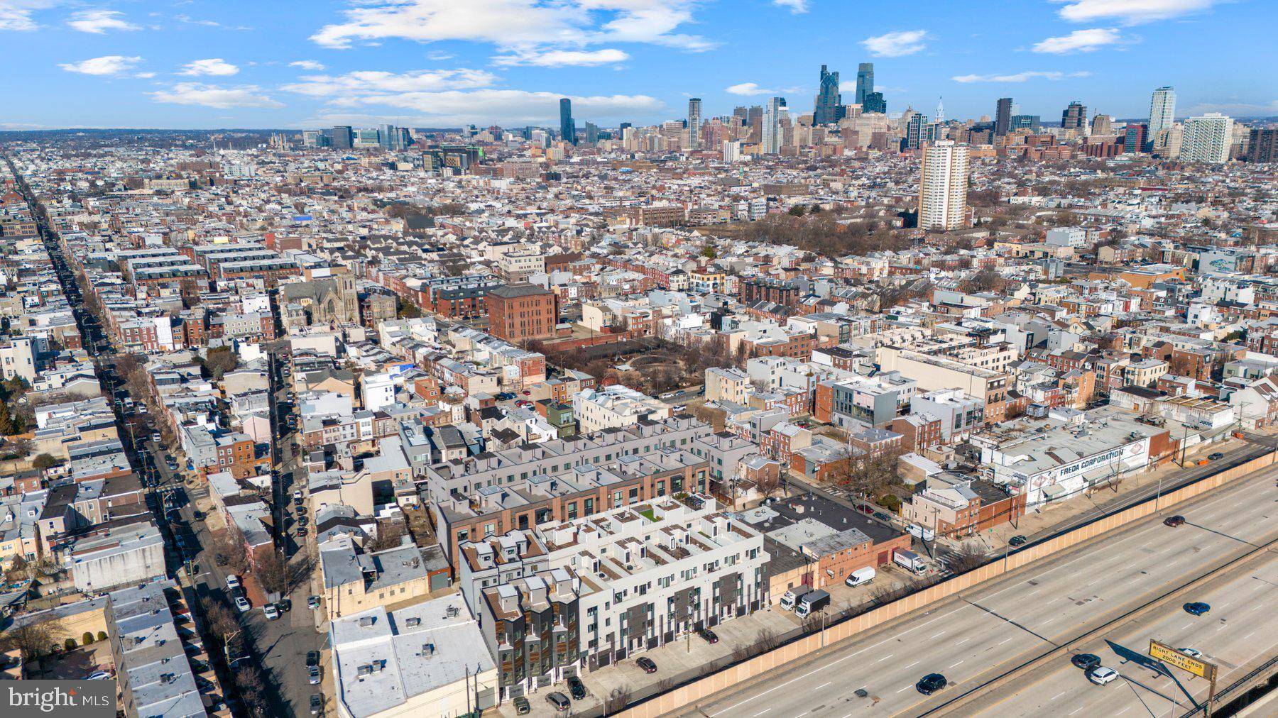 Philadelphia, PA 19147,1422 S FRONT ST
