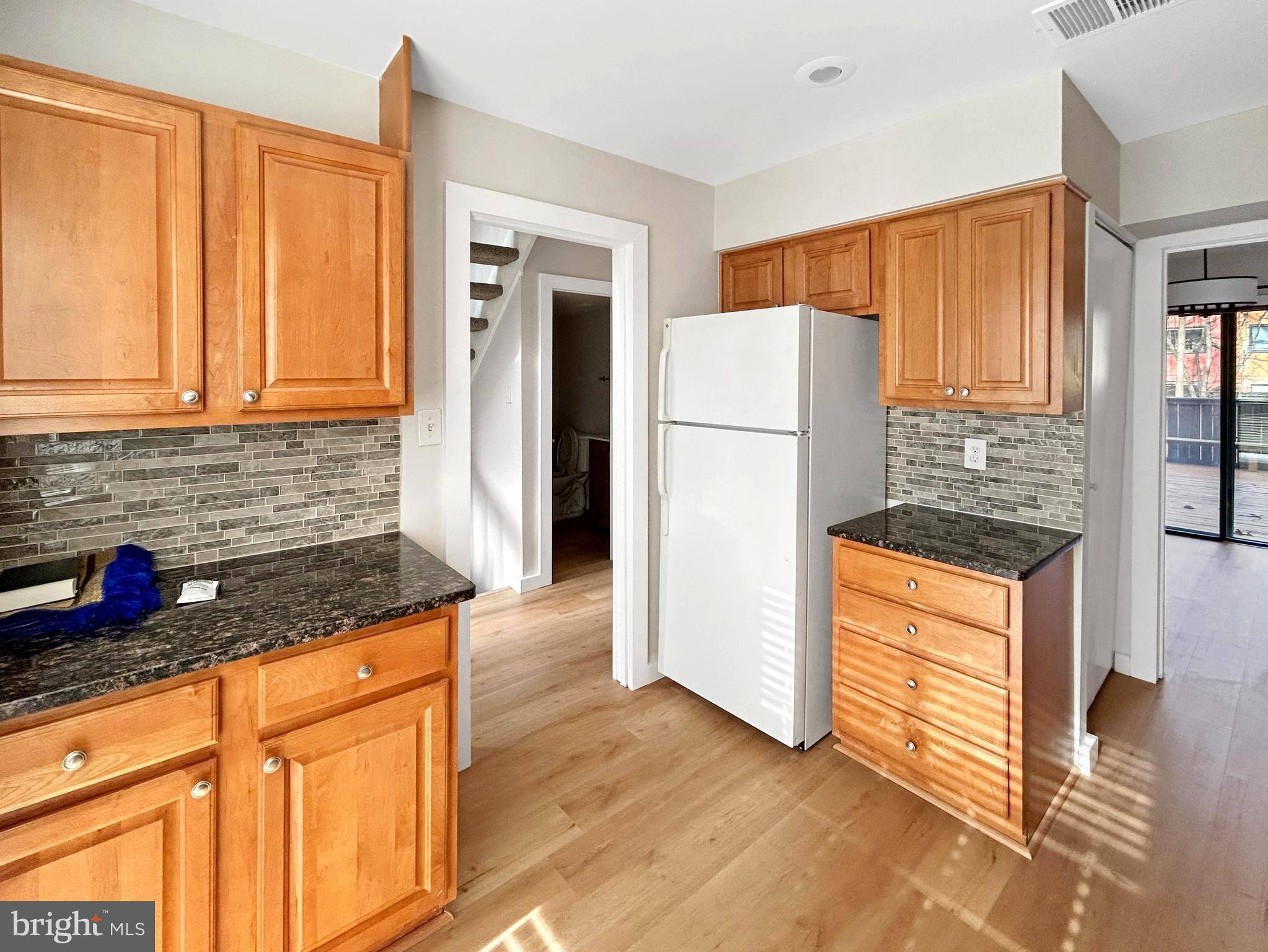 Reston, VA 20191,2284 EMERALD HEIGHTS CT