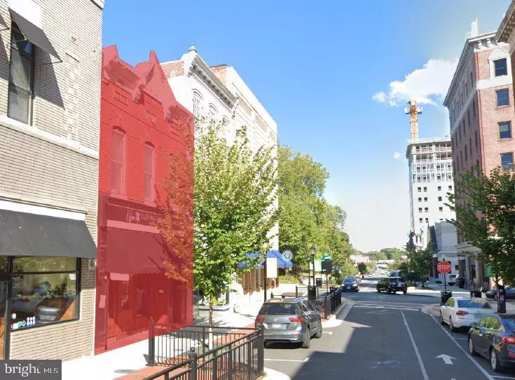 107 W MAIN ST #100, Salisbury, MD 21801