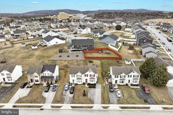 Hanover, PA 17331,96 HEMLOCK DR