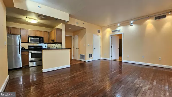 Philadelphia, PA 19127,3750-78 MAIN ST #308