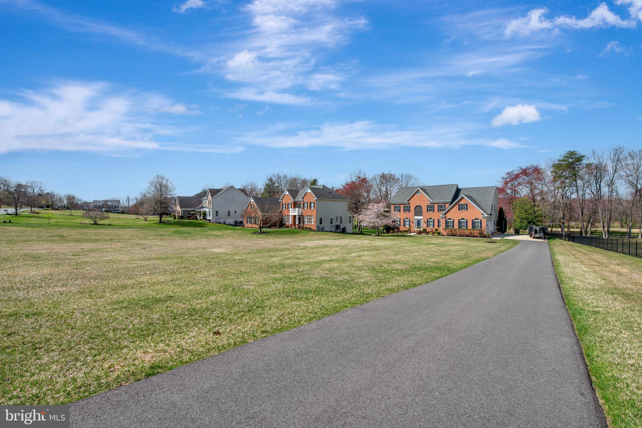 Pasadena, MD 21122,8938 SAHALEE CT