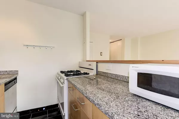 Washington, DC 20037,2201 L ST NW #712