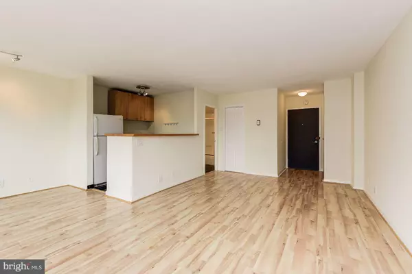 Washington, DC 20037,2201 L ST NW #712