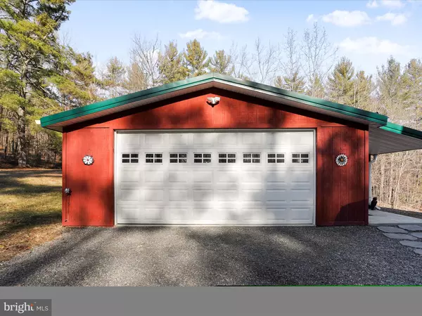 Springfield, WV 26763,839 LAKE FERNDALE DR