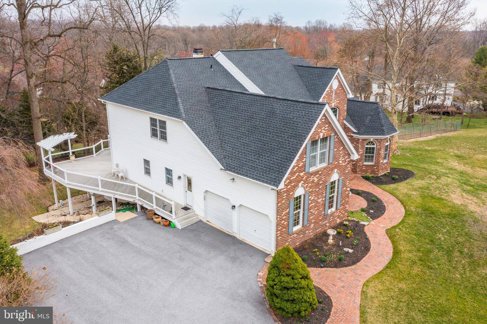 Newtown Square, PA 19073,8 CHERRY LN