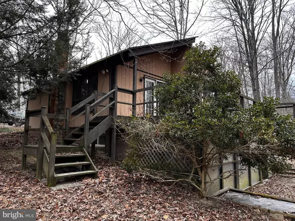 Hedgesville, WV 25427,143 CRICKET LN