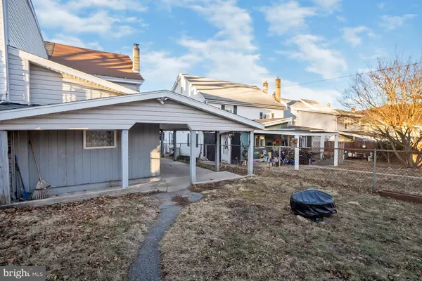 Jim Thorpe, PA 18229,129 CENTER AVE