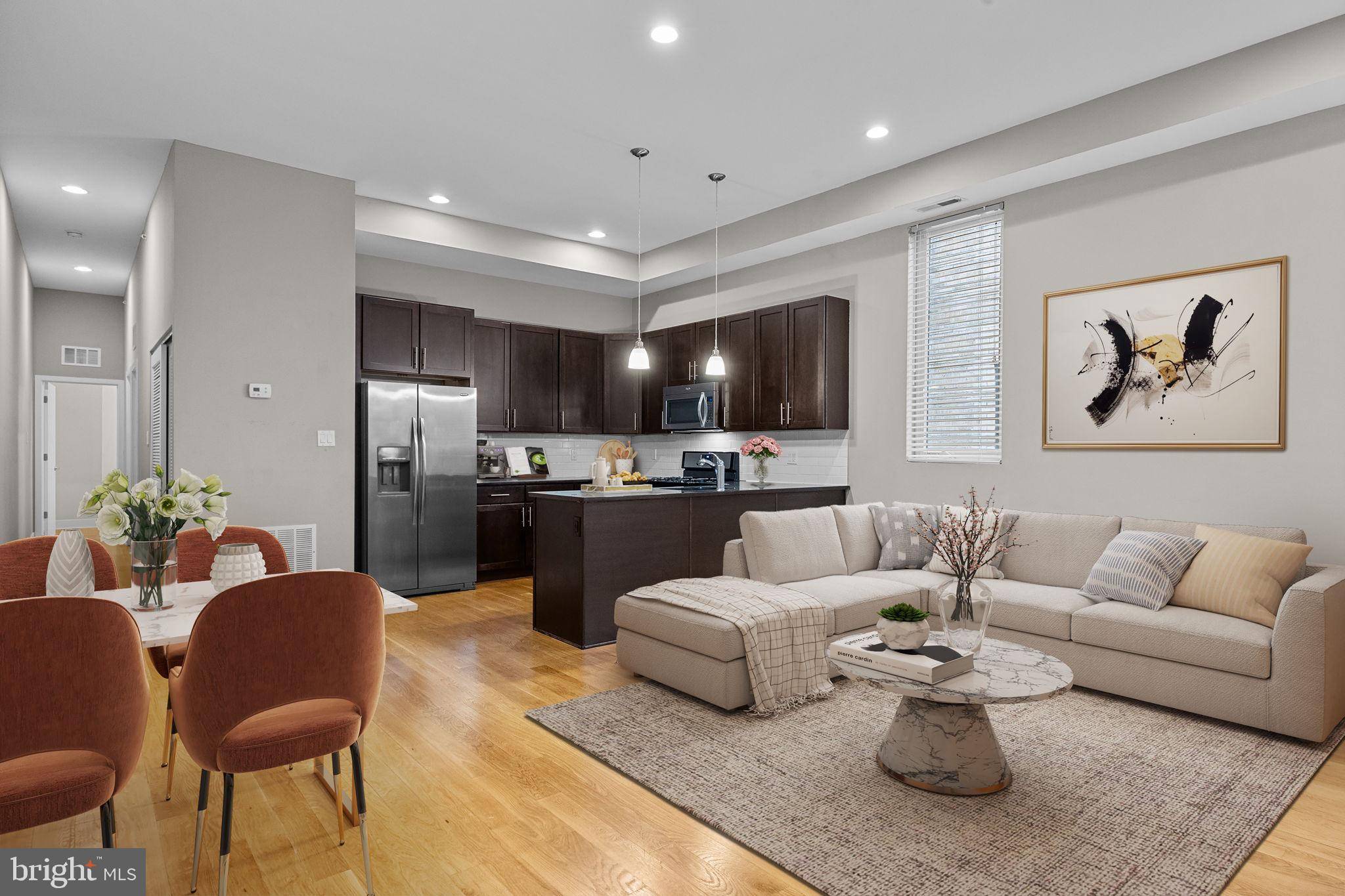 Philadelphia, PA 19123,211 GREEN ST #B