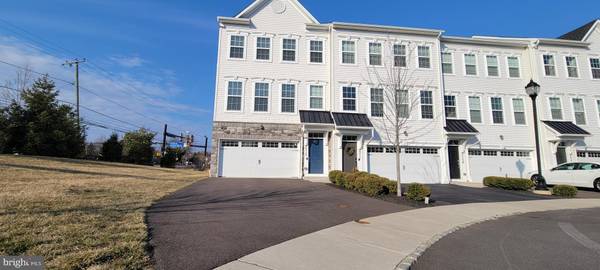 2313 MACIS CIR, Warrington, PA 18976