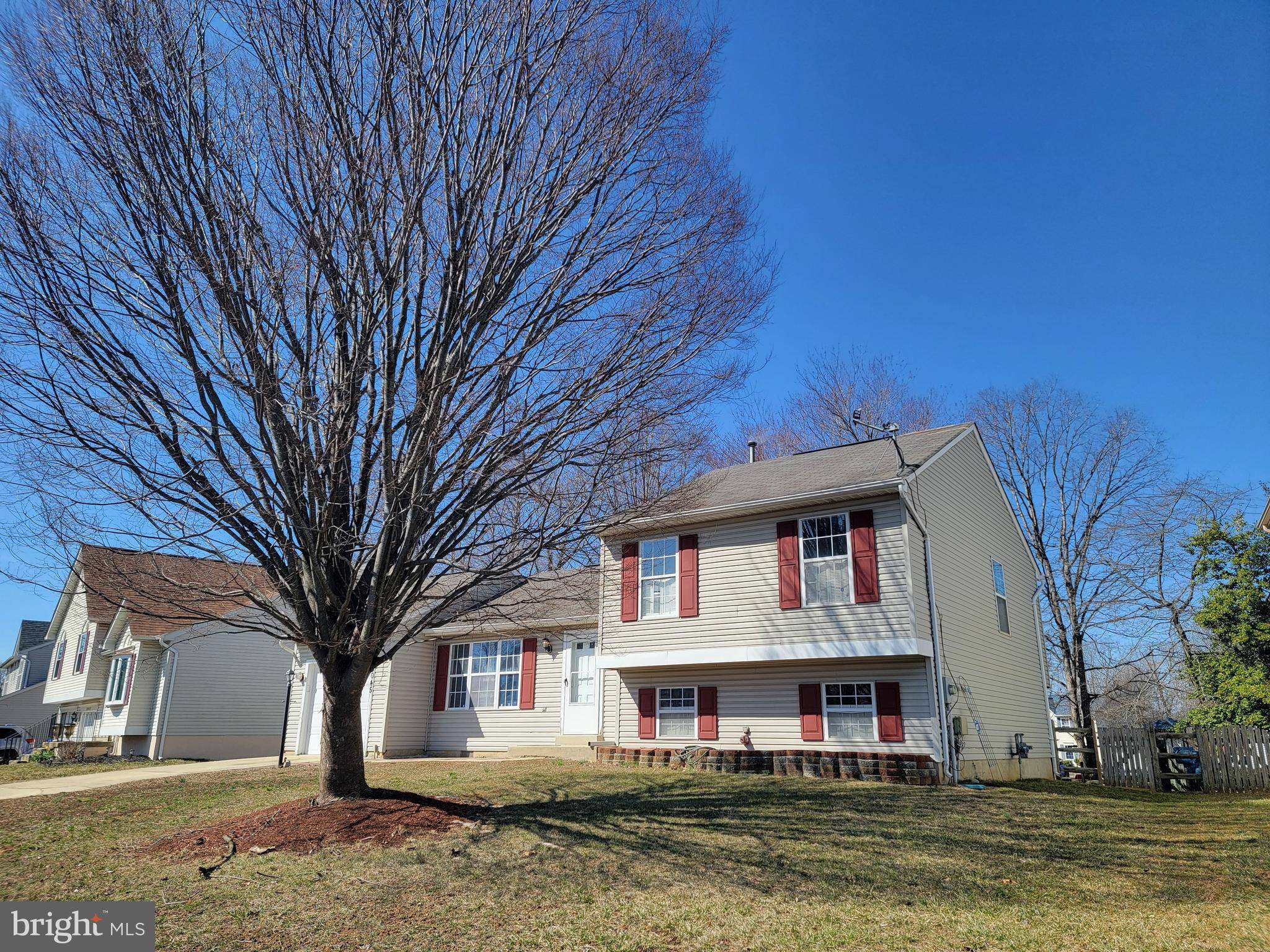 Waldorf, MD 20603,5045 DORCHESTER CIR