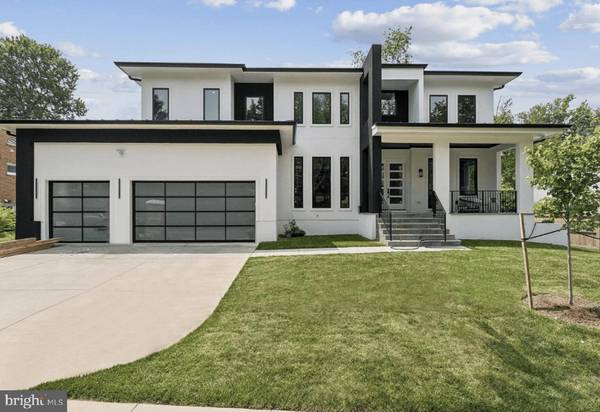 6935 SOUTHRIDGE DR, Mclean, VA 22101