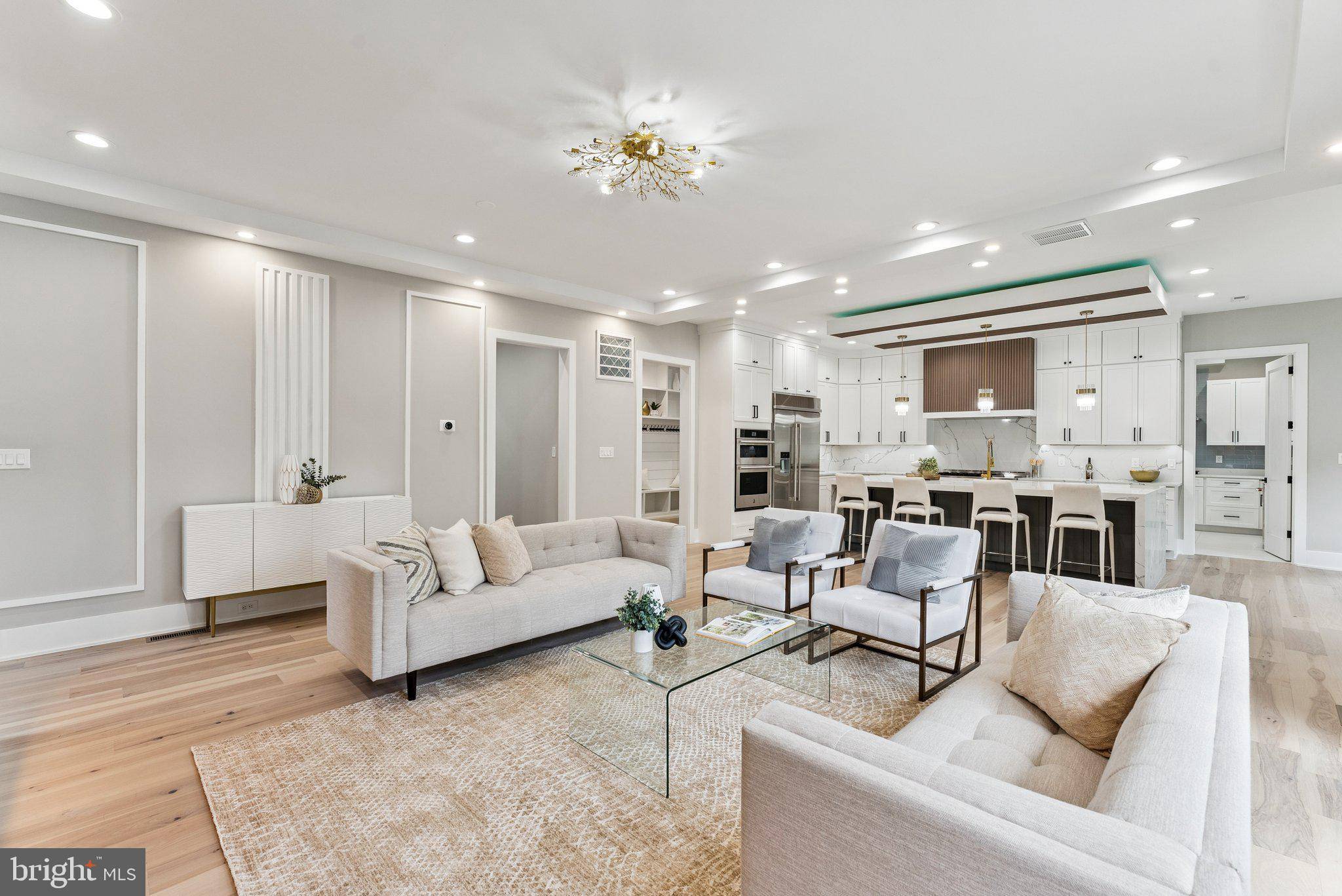 Mclean, VA 22101,6935 SOUTHRIDGE DR