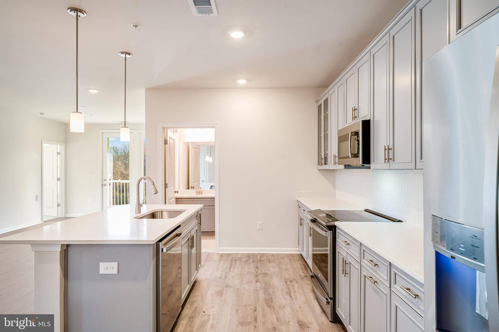 Bowie, MD 20720,4005 SEASIDE ALDER RD #9302