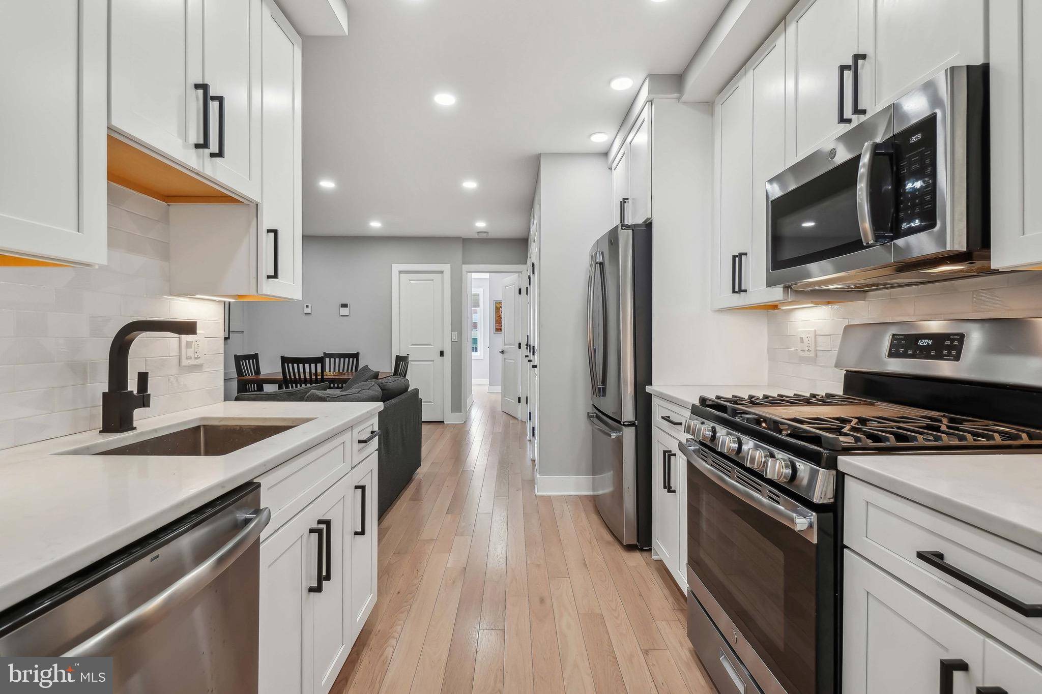 Washington, DC 20002,1404 HOLBROOK ST NE #2