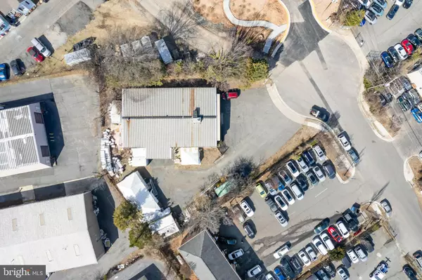 Leesburg, VA 20175,309 PARKER CT SE