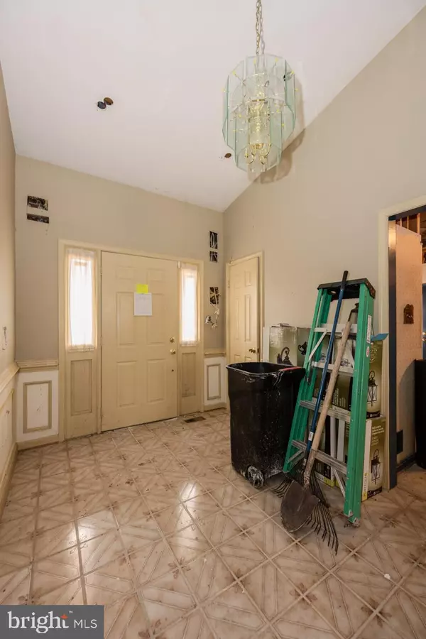 Manassas, VA 20112,12667 LANDVIEW DR