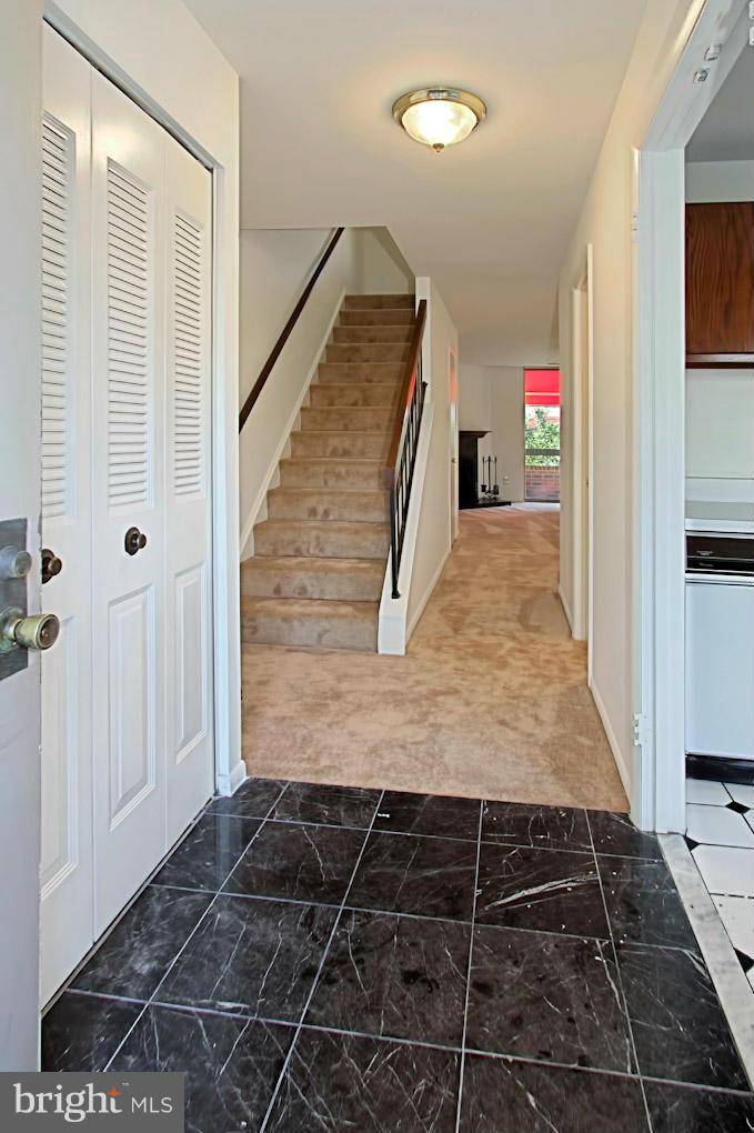 Arlington, VA 22202,1773 HAYES ST S #B