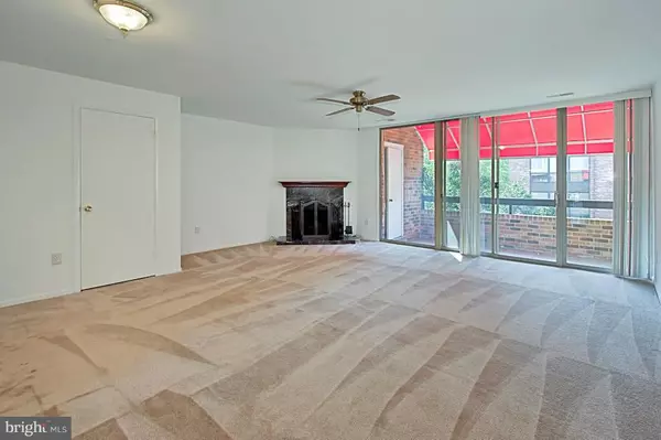 Arlington, VA 22202,1773 HAYES ST S #B