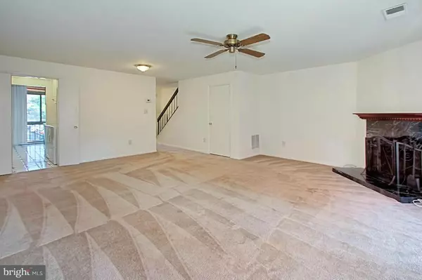 Arlington, VA 22202,1773 HAYES ST S #B