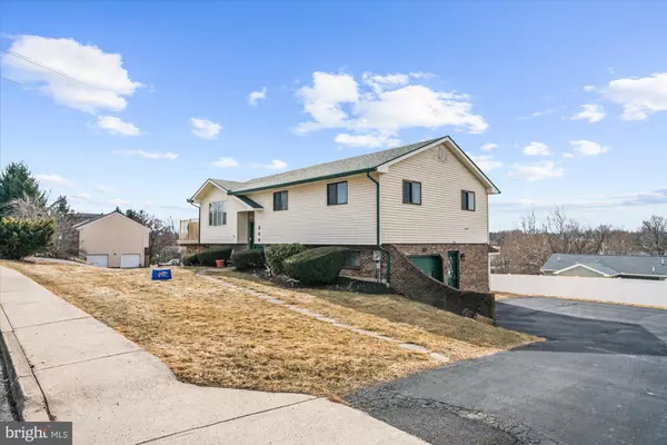 Catasauqua, PA 18032,244 PROSPECT ST