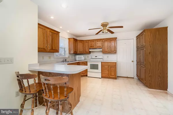 Lebanon, PA 17042,637 ROCKLEDGE DR