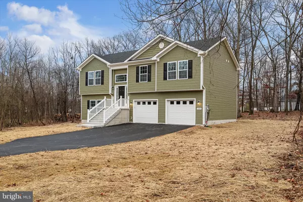 Bunker Hill, WV 25413,121 WARRIOR DR
